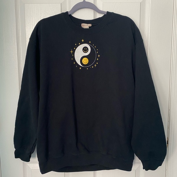 Graphic crewneck (Altar’d State) - Picture 1 of 3